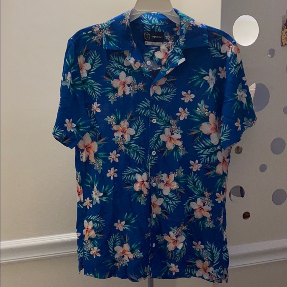 Hawaii shirt